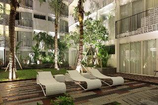 Prani Legian Hotel Exterior photo
